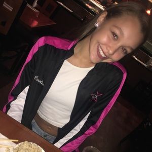 Meet your Posher, Caroline